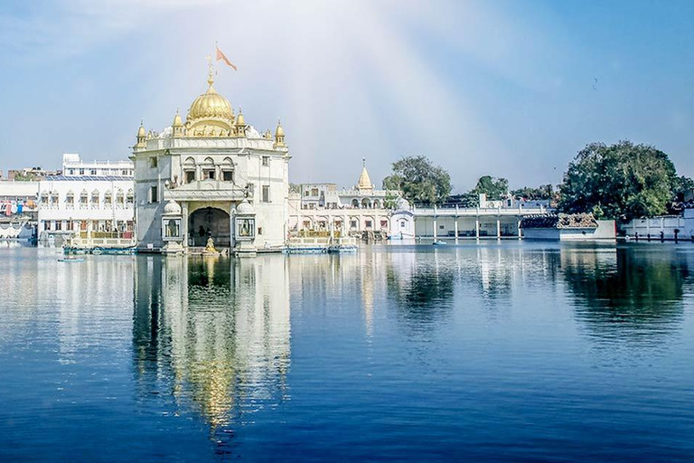 2-Day Delhi Sightseeing with Amritsar's Golden Temple Visit All-Inclusive tour