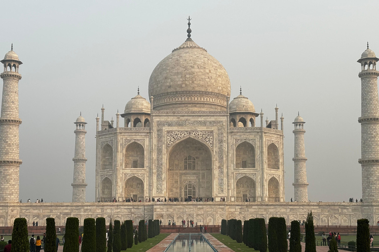 Van Jaipur: Taj Mahal-tour op dezelfde dag & transfer naar DelhiAll-inclusive - auto, gids, lunch, ingang monumenten