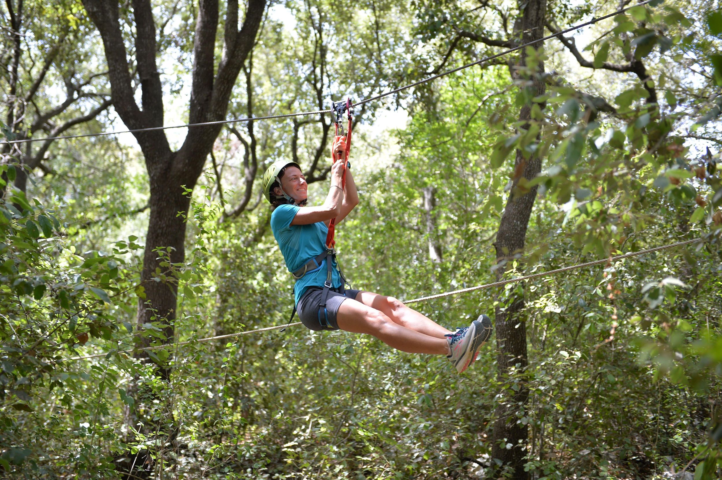 Ostuni Adventure Park: Abenteuer in den Bäumen & Nordic Walking im Wald