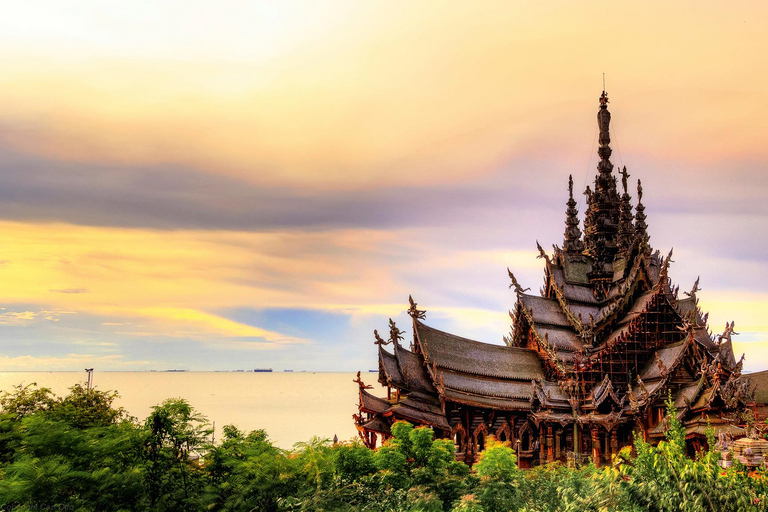 Pattaya: Guided City Tour with Sanctuary of Truth & Lunch
