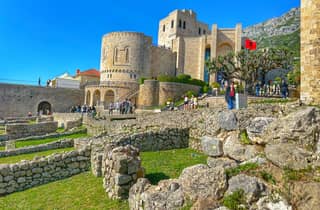 Von Tirana aus: Burg Kruja, Alter Basar und Aussichtspunkt Sari Salltik