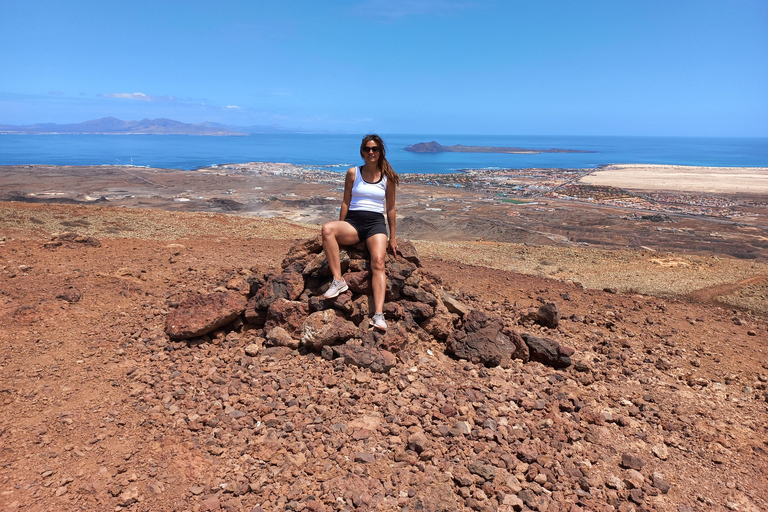 Fuerteventura North: Volcano Hiking Tour Fuerteventura North: Volcano Hiking Tour (w/ hotel pick-up)