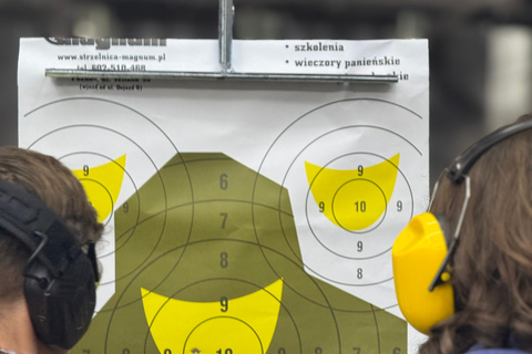 Poznań: Sport Shooting Range Experience with Instructor Package Basic