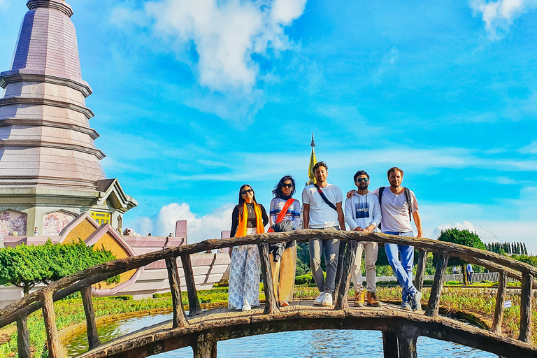 De Chiang Mai: Viagem de 1 dia ao Parque Nacional Doi InthanonExcursão para grupos pequenos com taxas de entrada e embarque no hotel