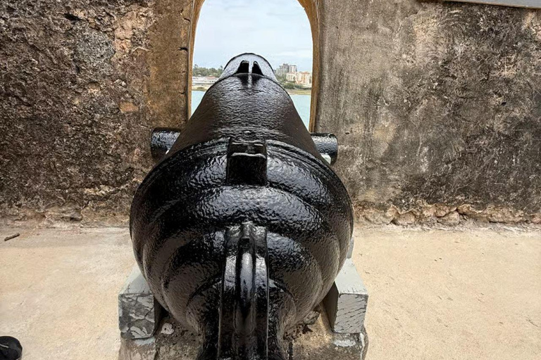 Mombasa: Full day excursion Full day excursion in Mombasa from Diani