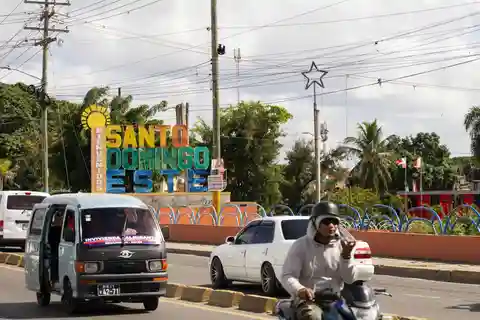 Santo Domingo: Los Mina, The Flea, Juan Dolio e Karaoke Tour