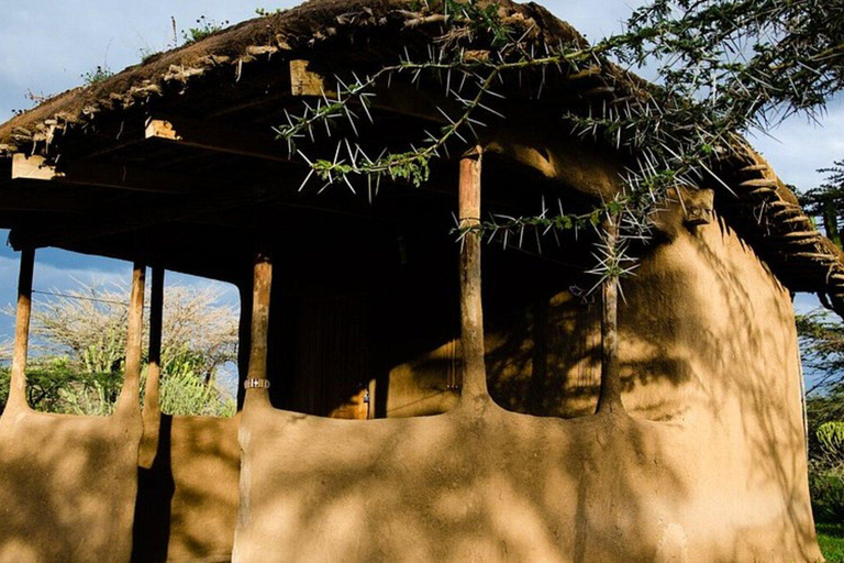 3-Days: Nairobi Safari and Maji Moto Cultural Experience