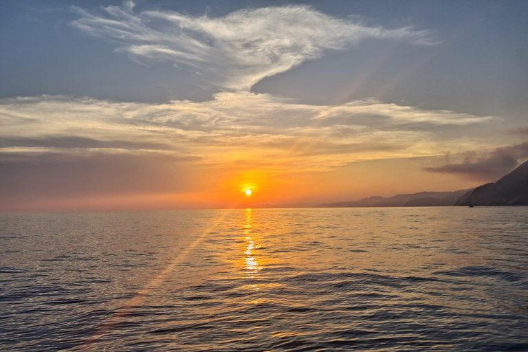 Vernazza: morning tour-afternoon-sunset aperitiv cruise tour 2-Hour Tour