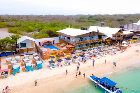 Cartagena:Intera giornata in una cabina a Barú+pranzo+cocktail di benvenuto