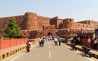 Agra Local City Tour With Transport and Guide - Housity