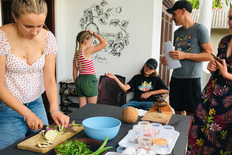 阿努拉德普勒：当地市场探访与草药米工坊体验