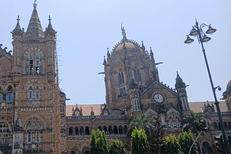 Mumbai Slum Tour & City Sightseeing with Pickup, Car & Guide Half-Day Private Sightseeing Tour