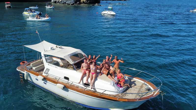 Procida: Recorrido por la isla en barco