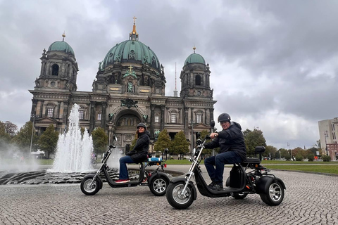 Berlim: Tour guiado na cidade por 2 horas com Fat Tire E-ScooterBerlim: 2 horas de tour guiado na cidade com uma bicicleta elétrica de pneus gordos