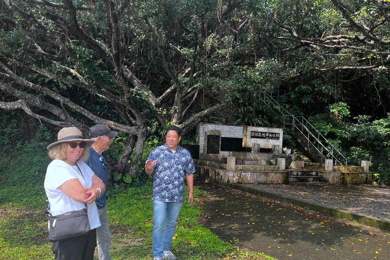 Okinawa: Private WWII History Tour with Guide Up to 8guests 8hour