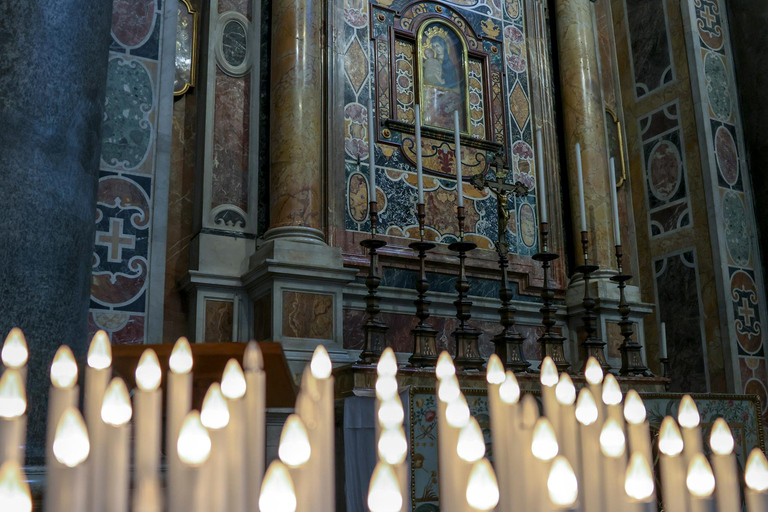 Rome: St. Peter’s Basilica & Underground Tombs Tour Group Tour in French