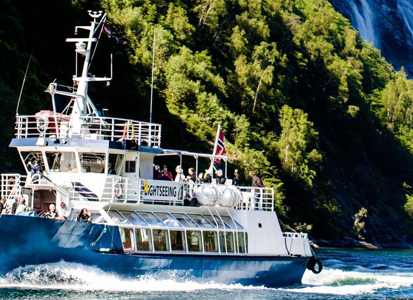 Geiranger: Sightseeing-bådtur til fjorden og vandfaldene