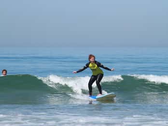 Lisbon: The Surf Instructor - surf lessons with transfer