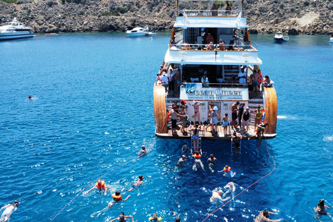 Ayia Napa's Biggest Boat | Cruise with Lunch and Swimming Ayia Napa: Boat Cruise with Buffet Lunch and Swimming