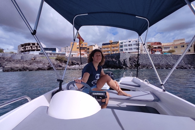 Rent a Boat with No License, Self Drive 2-Hour Rental