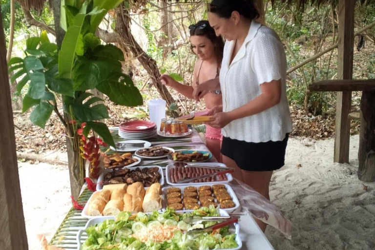 Vanuatu: Pele Island Day Trip with BBQ Lunch & Snorkeling