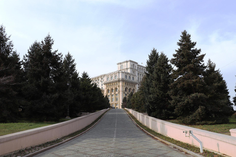Communist Bucharest Scooter Tour: Ceaușescu & Revolution