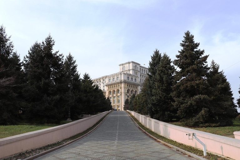 Communist Bucharest Scooter Tour: Ceaușescu & Revolution