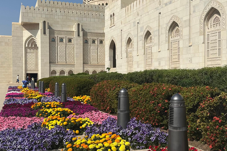 Muscat City Tour: main Landmarks and sightseeing in Muscat