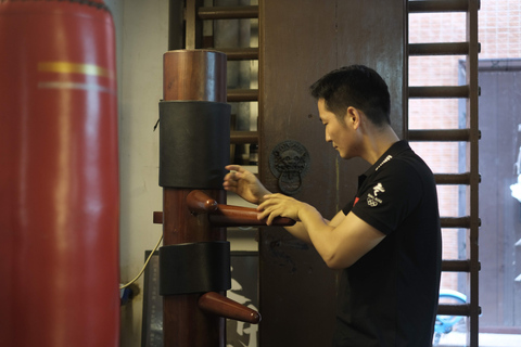 قوانغتشو: دورة بروس لي في الكونغ فو وينغ تشون