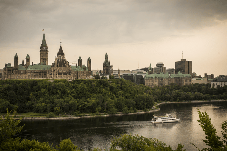 3-Day Eastern Canada 3Capitals Express: Whirlwind Highlights