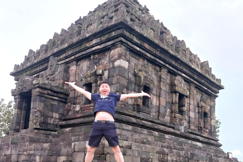 Yogyakarta: Ijo Sunset & Prambanan Cultural Experience SHARING Sunset Tour