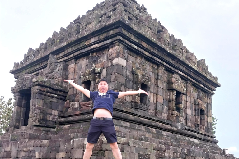 Yogyakarta: Ijo Sunset & Prambanan Cultural Experience SHARING Sunset Tour