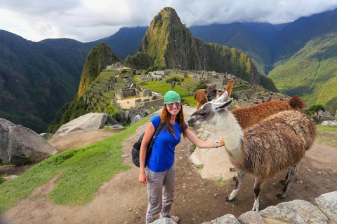 Cusco: Salkantay Trek 4 dagar 3 nätter med återresa med tåg