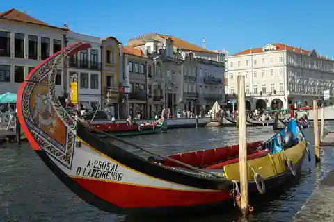Porto Lisbon or Lisbon Porto PRIVATE With 3 Cultural Stops