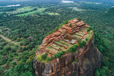 Sigiriya/Dambulla: Private Day Trip with Lunch-All Inclusive Pick up from Sigiriya / Dambulla / Habarana