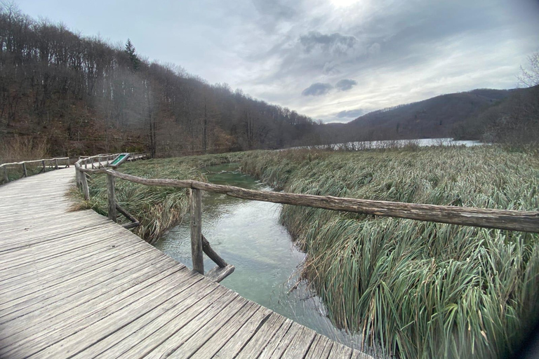 Privat dagsutflykt Zagreb-Plitvicesjöarnas nationalparkZagreb-Pltivicesjöarna-Zagreb