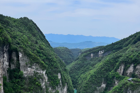 Zhangjiajie Grand Canyon, Glass Bridge with 5 Adventures Guide for other languages
