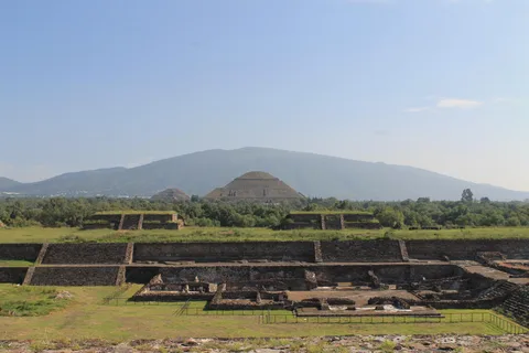 Au départ de CDMX : Excursion au coucher du soleil à Teotihuacan
