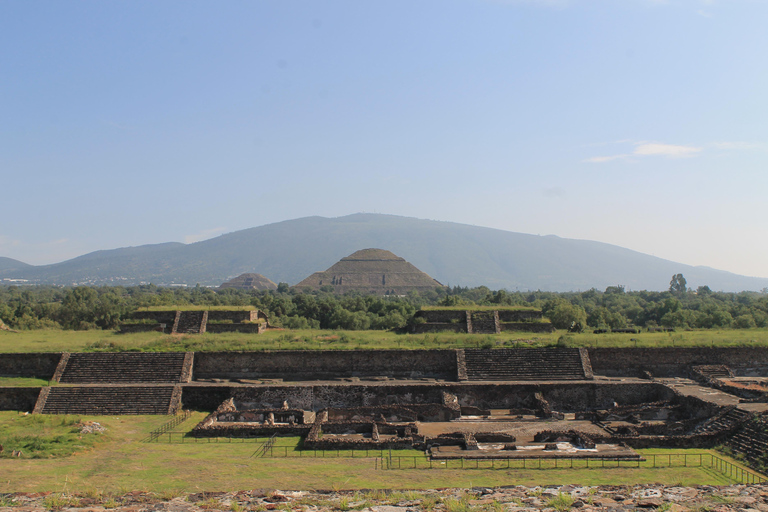 From Mexico City: 1-day tour of the Basilica of Guadalupe and Teotihuacan
