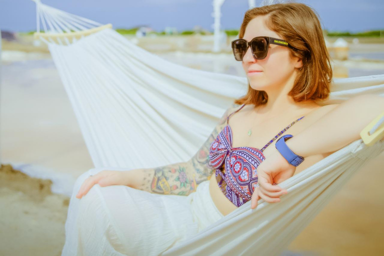 Bangkok:Floating Market & Maeklong Train Market Premium Tour