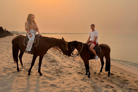 Hammamet: 2-Hour Horseback Ride at Sunrise or Sunset Hammamet: Two-Hour Sunrise Horseback Riding Tour
