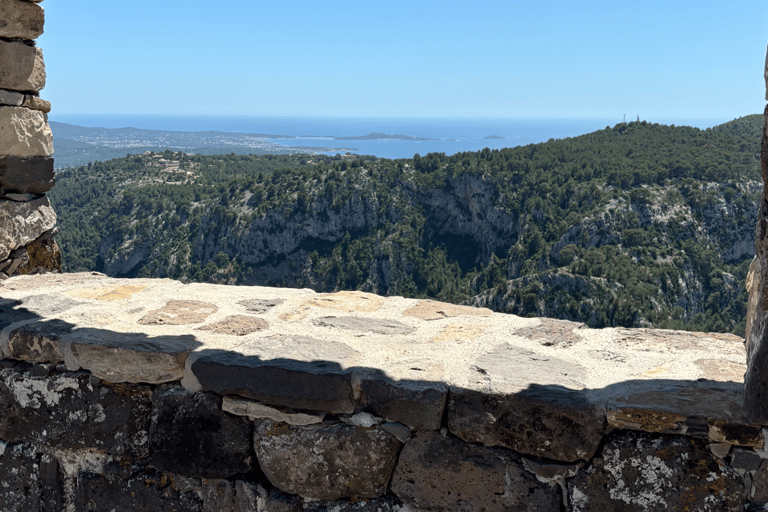 From medieval Evenos to Bandol wines : a taste of Provence Evenos - Bandol - La Ciotat - Cassis : PUBLIC