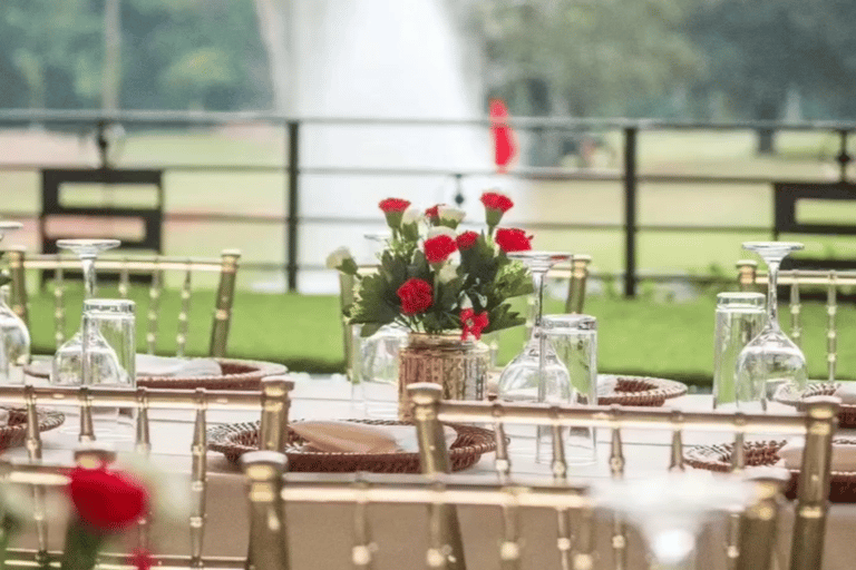 Accra: lezione di golf con cena opzionale e trasferimentiSessione di golf