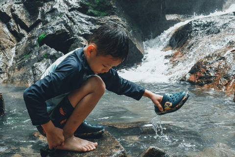 Kuala Lumpur: Waterfall Hike and Wildlife Spotting