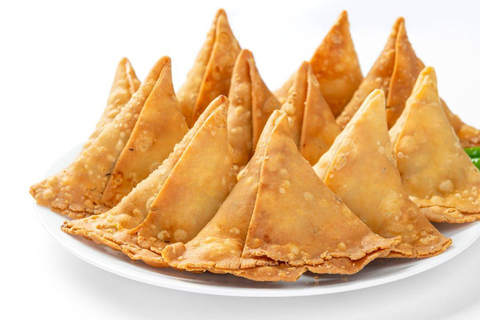 Tour notturno dello street food di Kathmandu in risciò