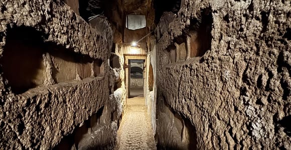 Rome Underground: Crypts and Catacomb tours with Transfers