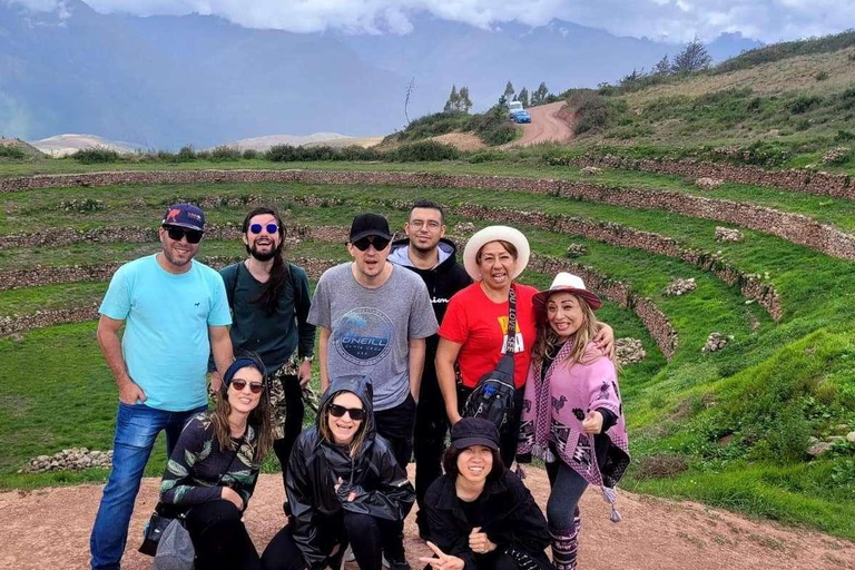 Excursión al Valle Sagrado y Traslado a Ollantaytambo