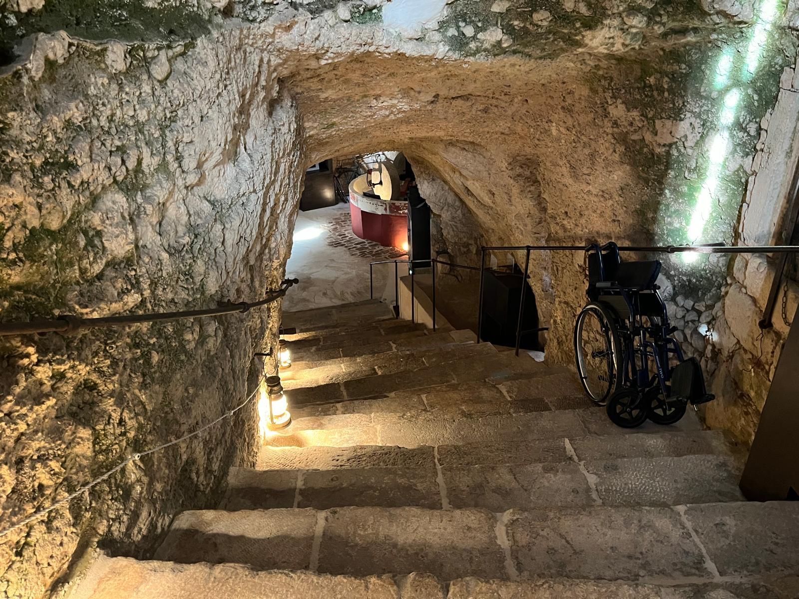 Frantoio Rosso Ipogeo Martina Franca: Besuch der mittelalterlichen Ölmühle