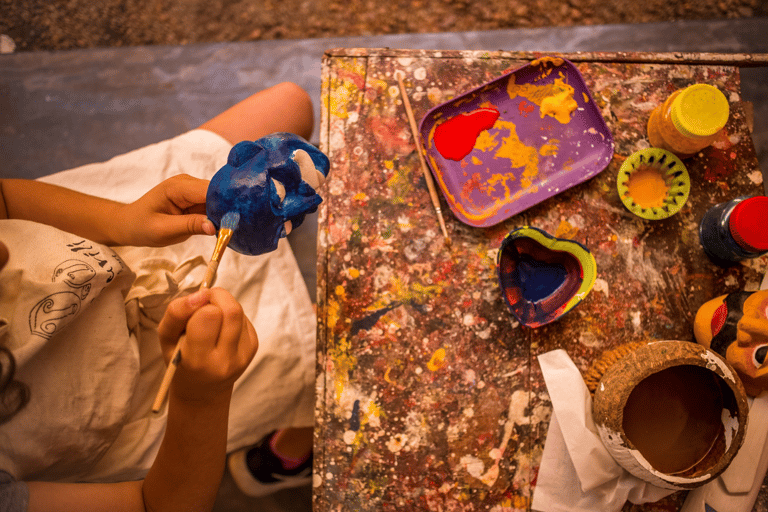 Galle: laboratorio di pittura tradizionale di maschereGalle: Laboratorio di pittura tradizionale di maschere