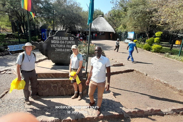 Victoria Falls: Guided Tour with Hotel Pickup